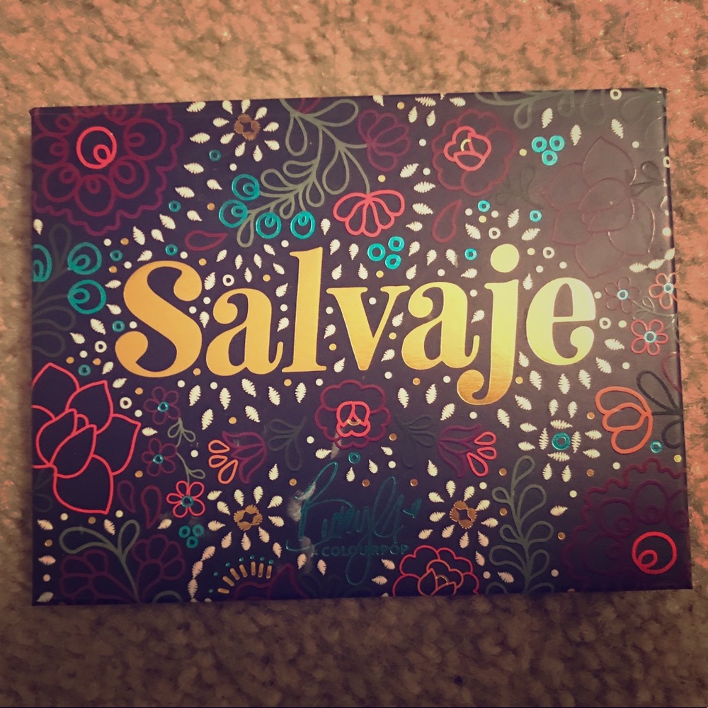 Colourpop Salvaje Palette